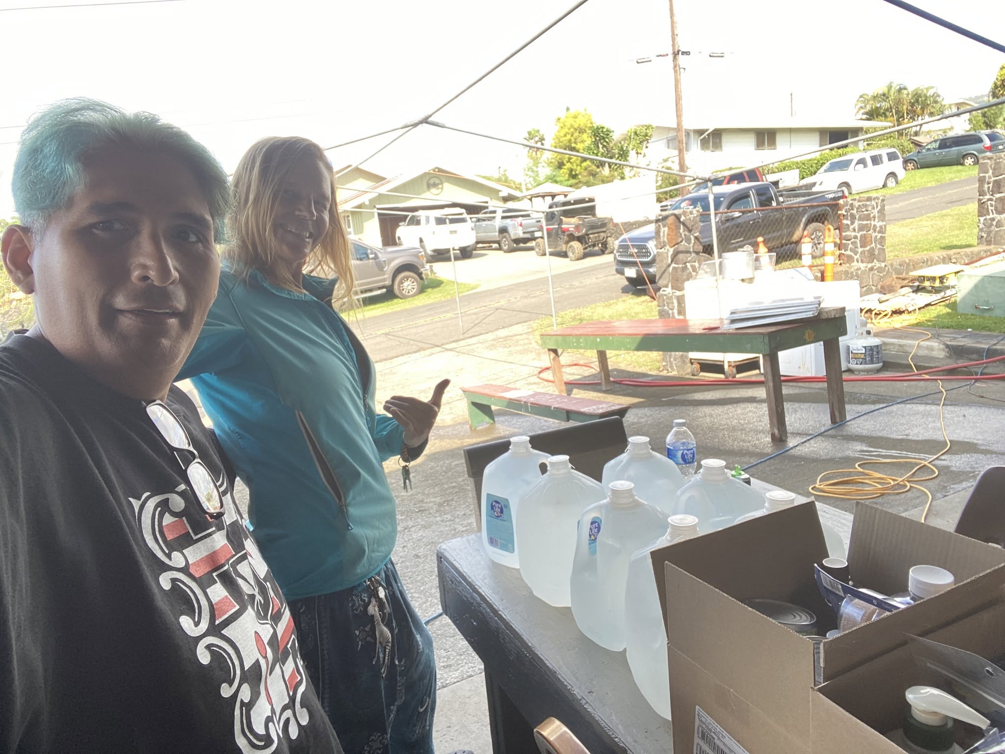 Nā Wāhine Koa relief donation for Pāhala residents