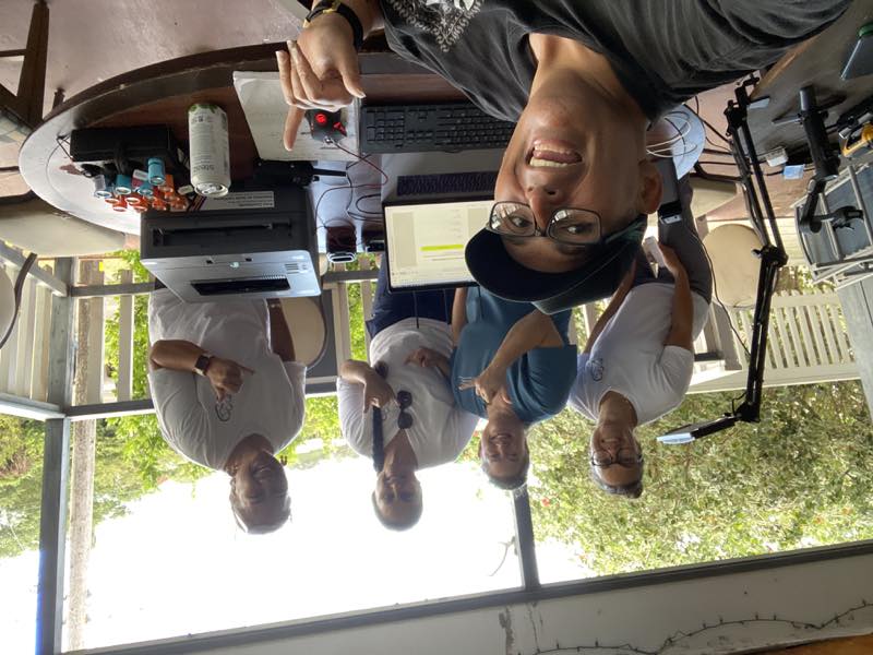 Volunteers support relief administration