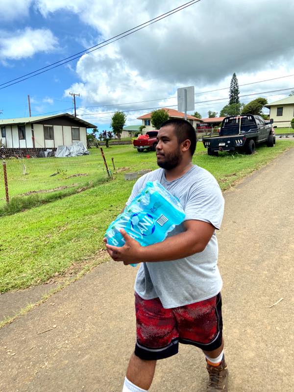 Donated water delivered through Pāhala